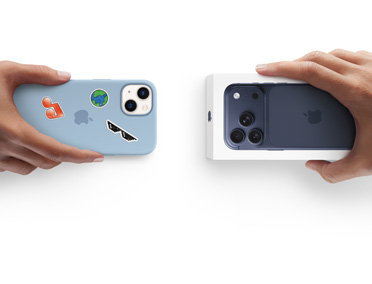 一只手递出安装着硅胶保护壳、背面贴有贴纸的 iPhone 13，对面一只手送上包装盒完好的全新 iPhone 17 Pro，寓意折抵换购。