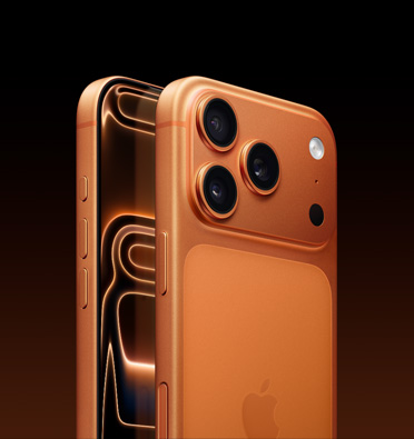 星宇橙色 iPhone 17 Pro，正面展示局部显示屏，斜侧面展示操作按钮、音量调节按钮和侧边按钮，背面展示机身左上角的 Pro 级融合式摄像头系统。