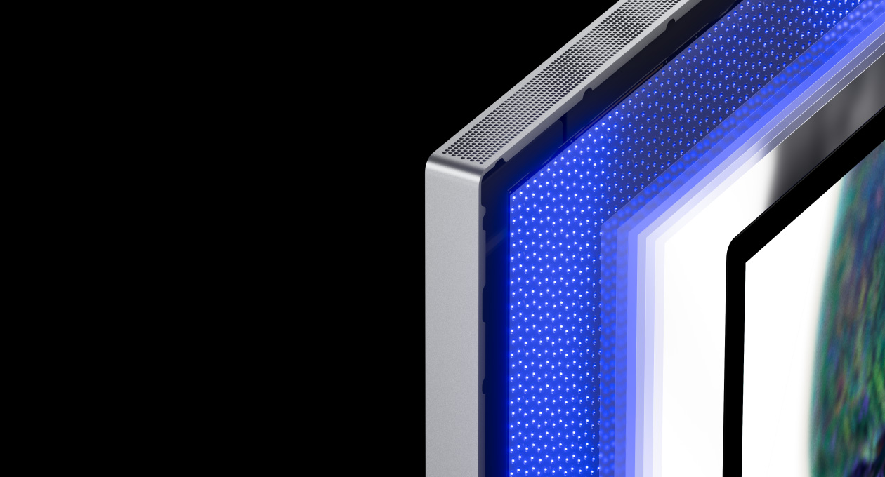 图库展示 Studio Display XDR 的各种特色，包括 mini-LED 背光系统、能呈现的亮度和对比度、自适应同步技术以及连接功能。